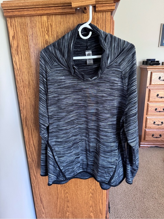 Champion Tops - Champion Women's Black & Gray Space-Dye Pullover